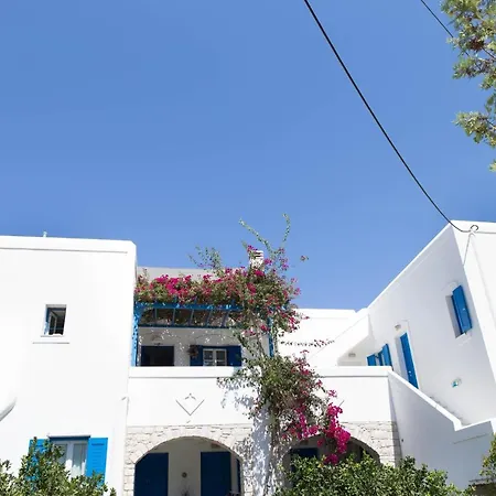 Moschoula * Πάρος