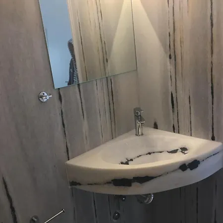 Moschoula Πάρος