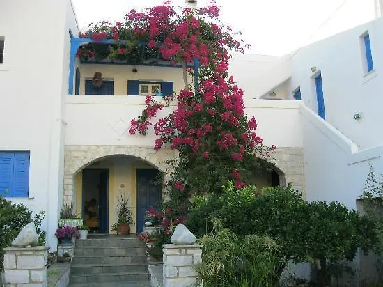 Moschoula * Parikia (Paros)